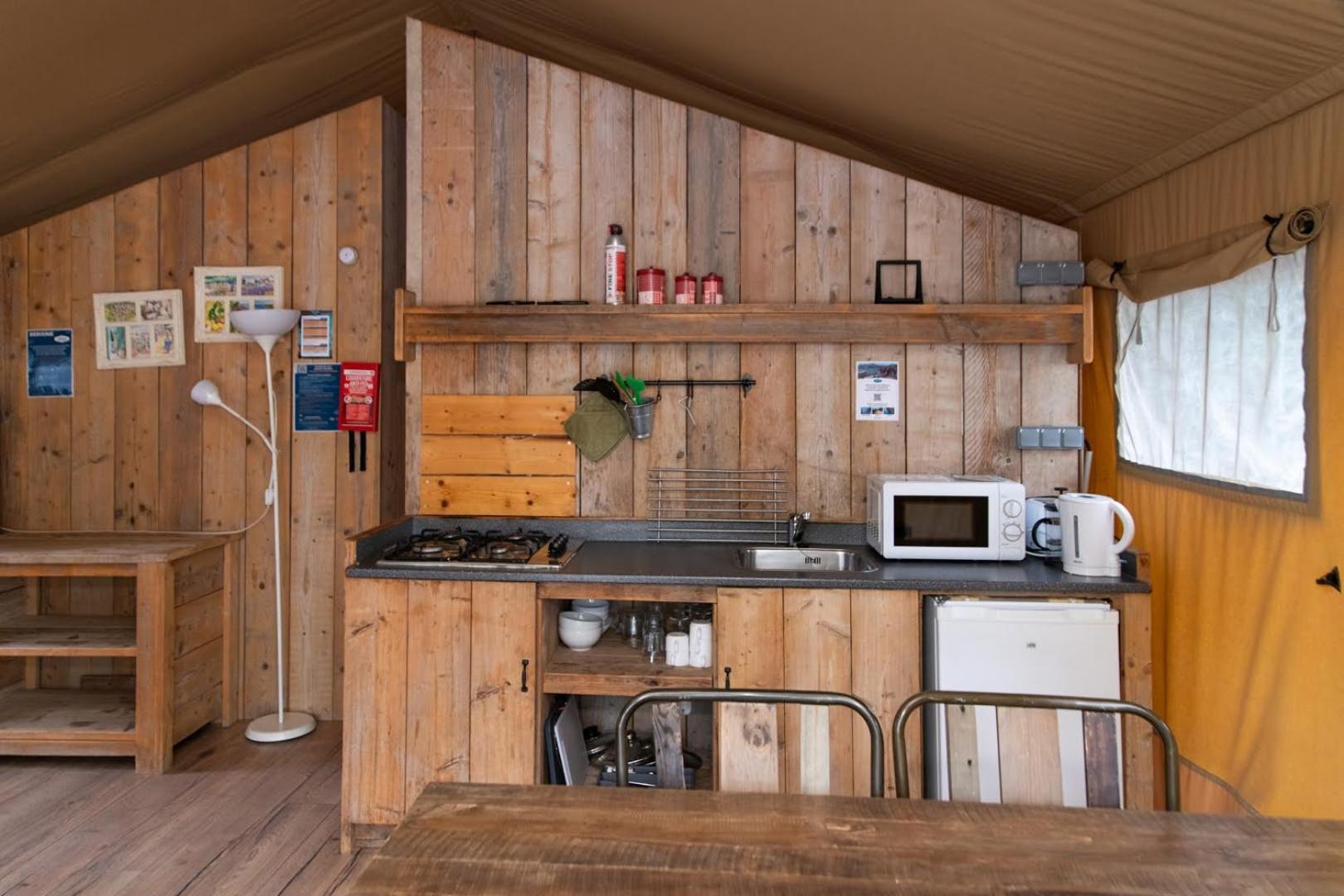 Camping Du Garlaban Aubagne Quarto foto