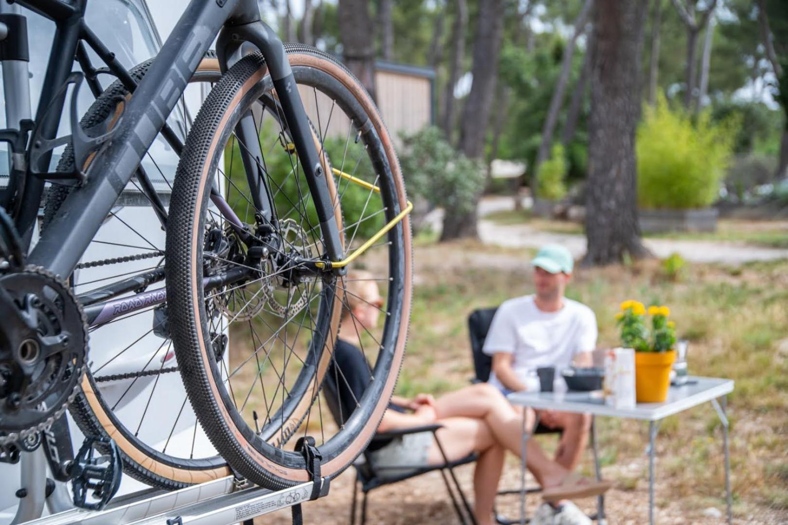 Camping Du Garlaban Aubagne Quarto foto